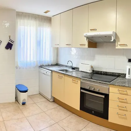 Beachfront Penthouse In Residencial Dos Mares *