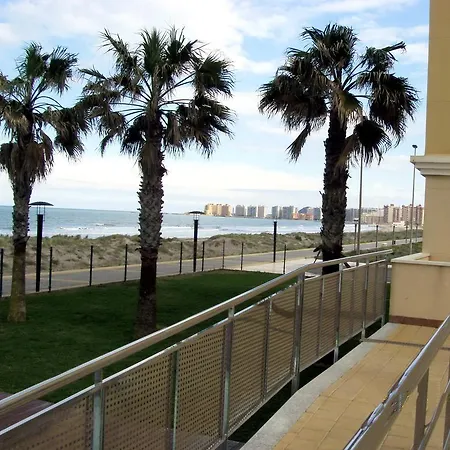 Beachfront Penthouse In Residencial Dos Mares