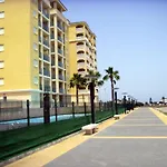 Beachfront Penthouse In Residencial Dos Mares Appartement La Manga del Mar Menor