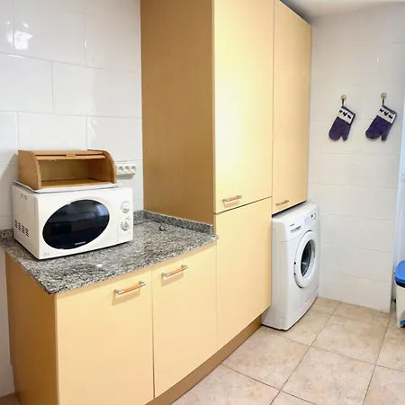 Beachfront Penthouse In Residencial Dos Mares דירה