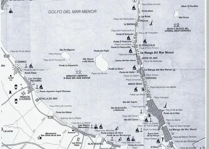 Beachfront Penthouse In Residencial Dos Mares *