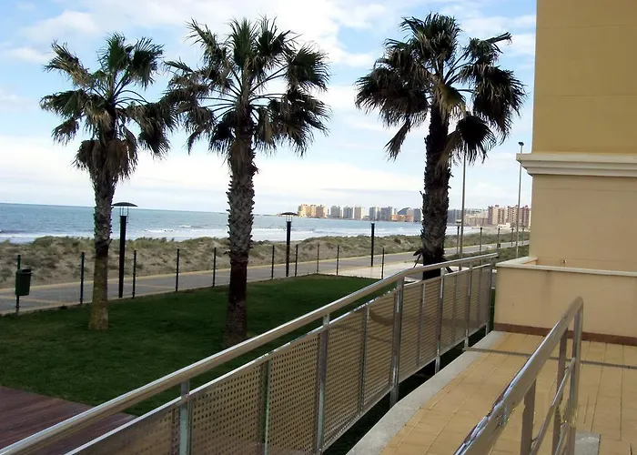 Beachfront Penthouse In Residencial Dos Mares